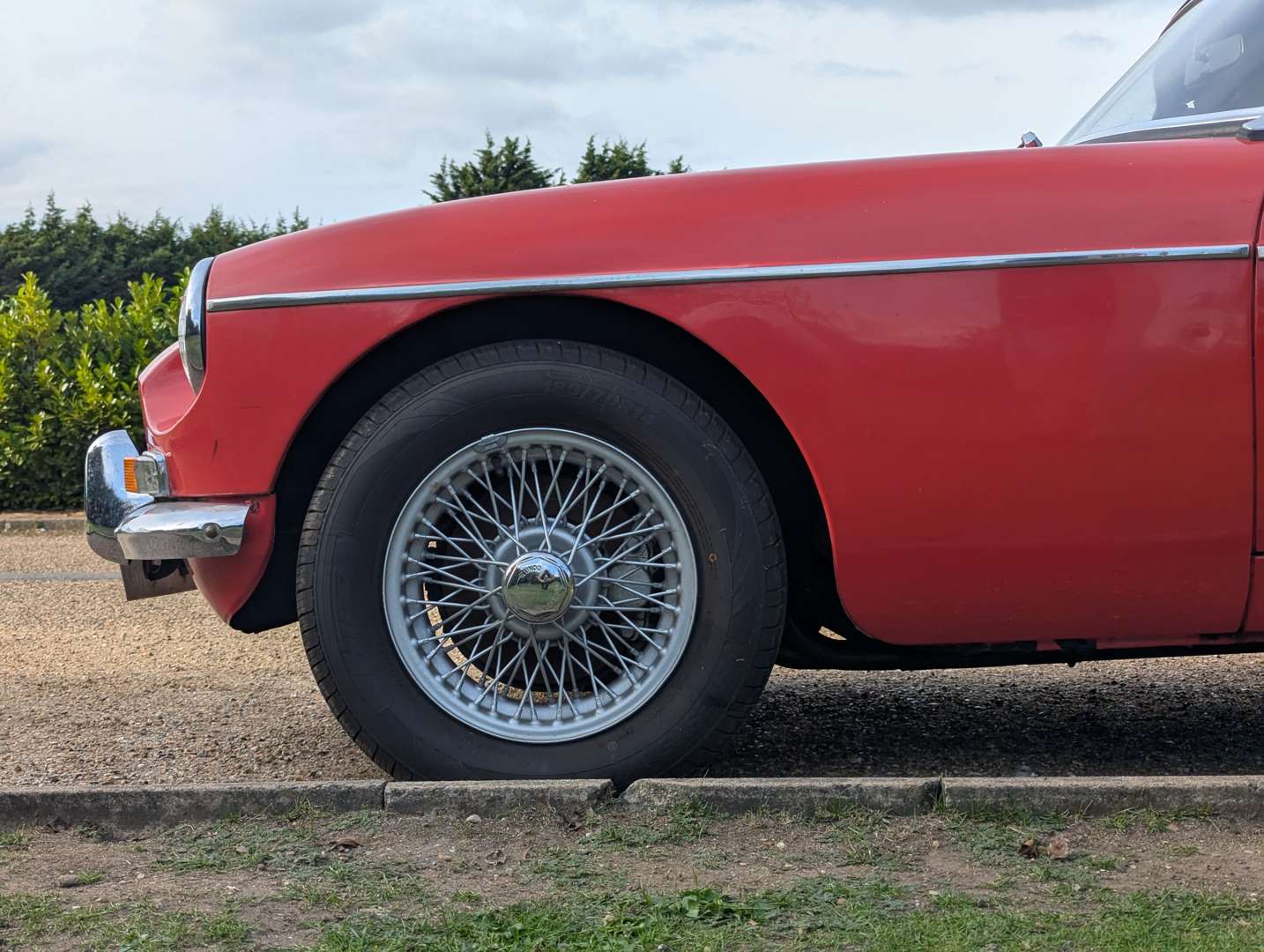 <p>1970 MG B ROADSTER</p>