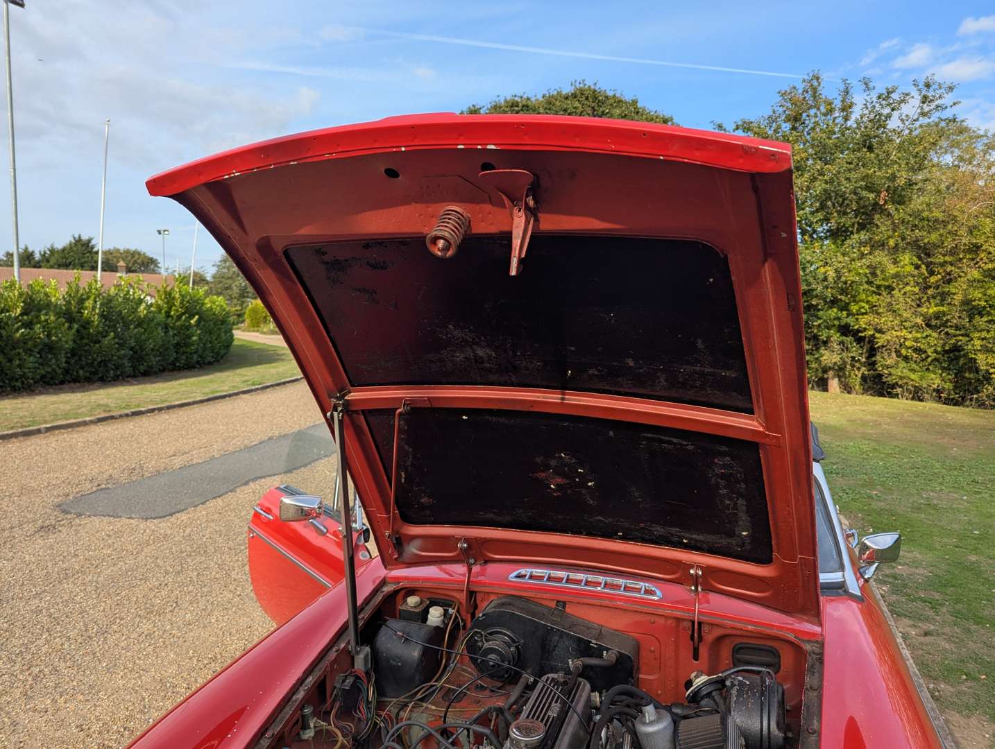 <p>1970 MG B ROADSTER</p>