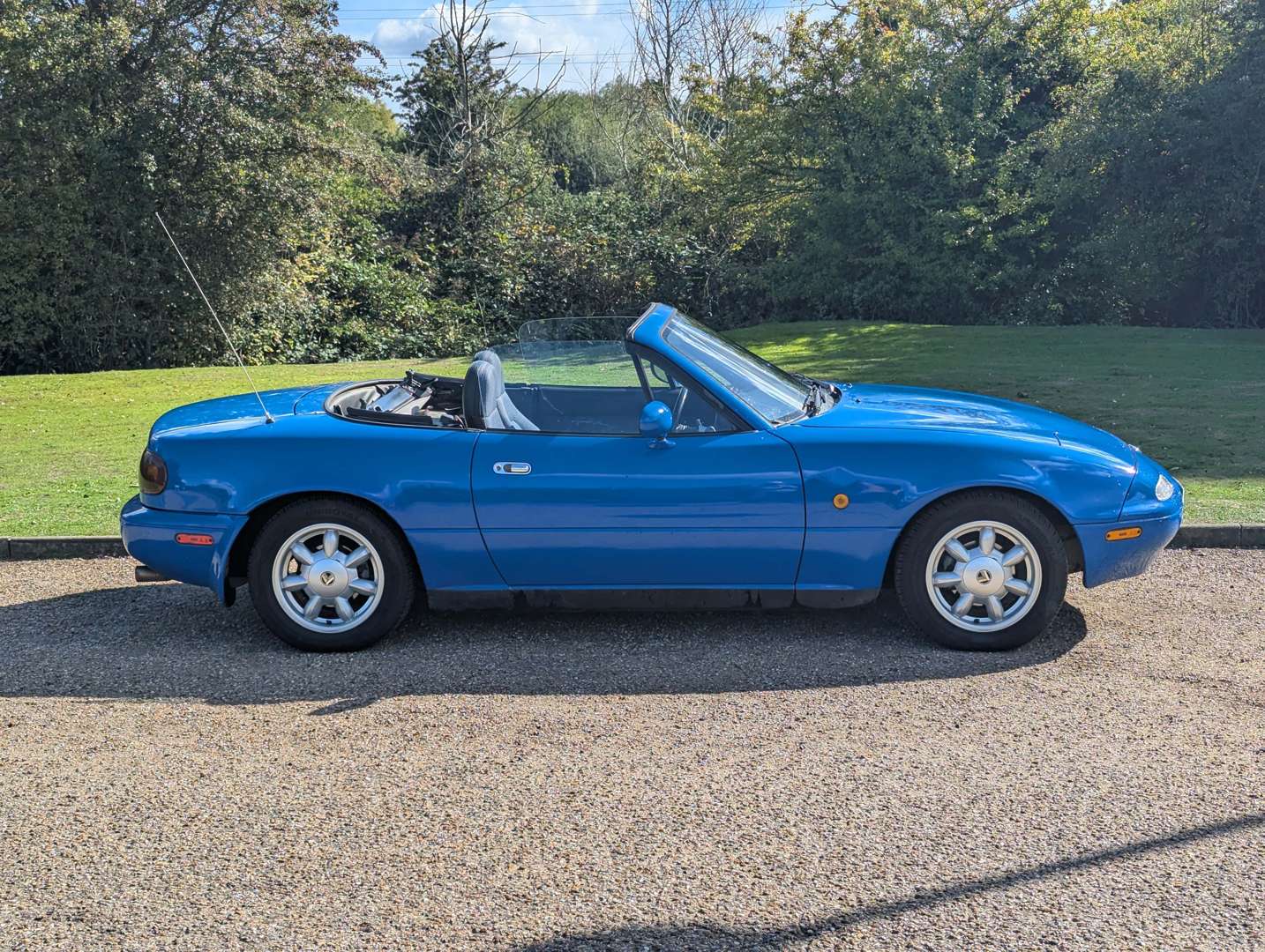 <p>1990 MAZDA MX-5 EUNOS 1.6</p>