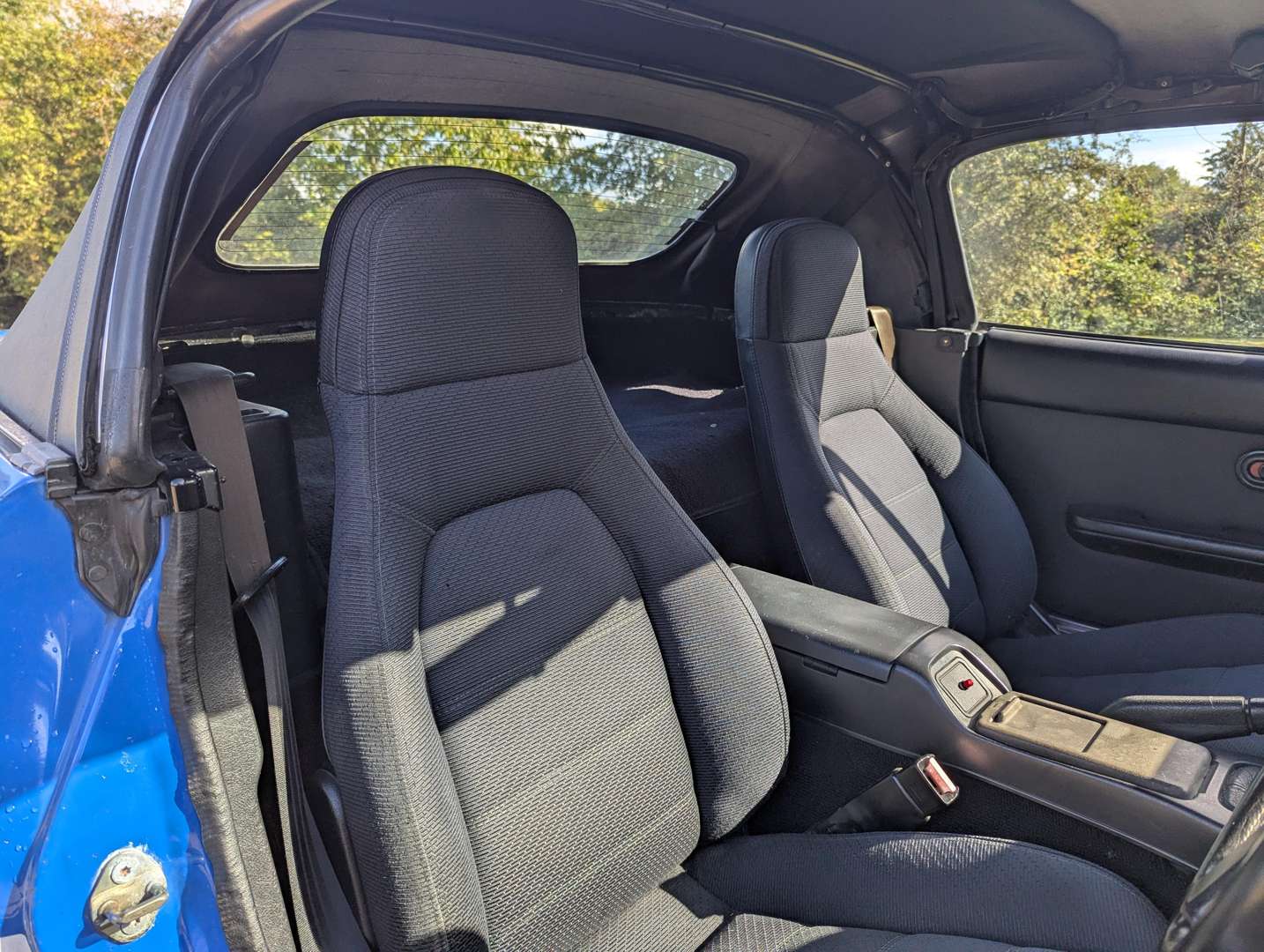 <p>1990 MAZDA MX-5 EUNOS 1.6</p>