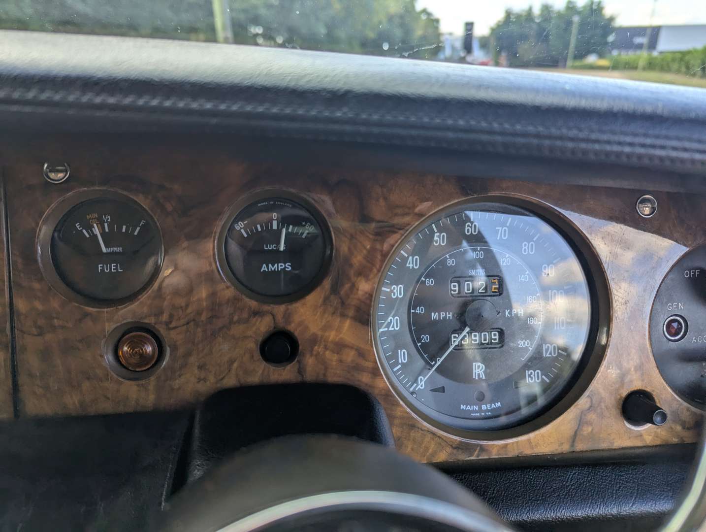 <p>1971 ROLLS ROYCE SILVER SHADOW I</p>