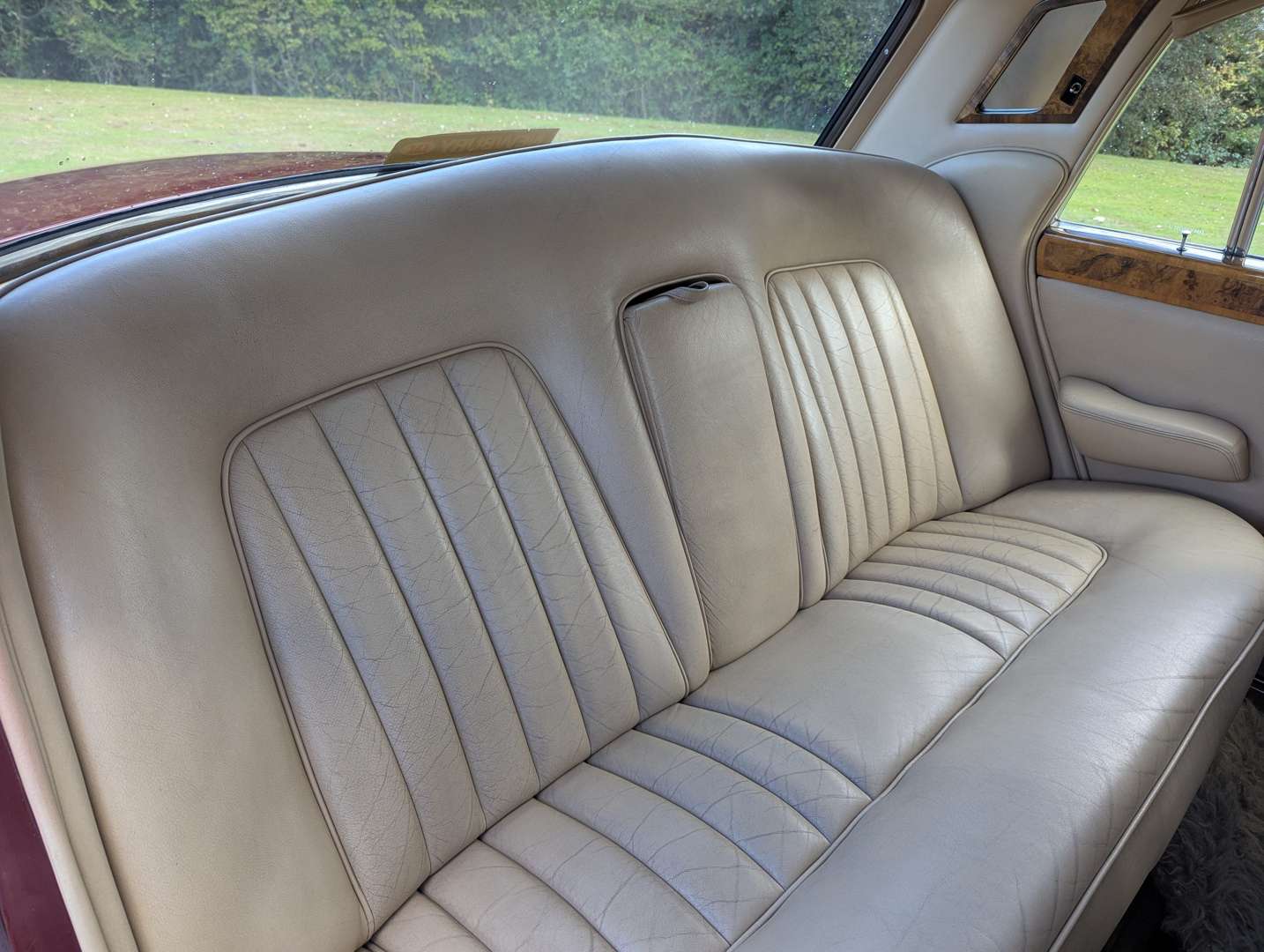 <p>1971 ROLLS ROYCE SILVER SHADOW I</p>