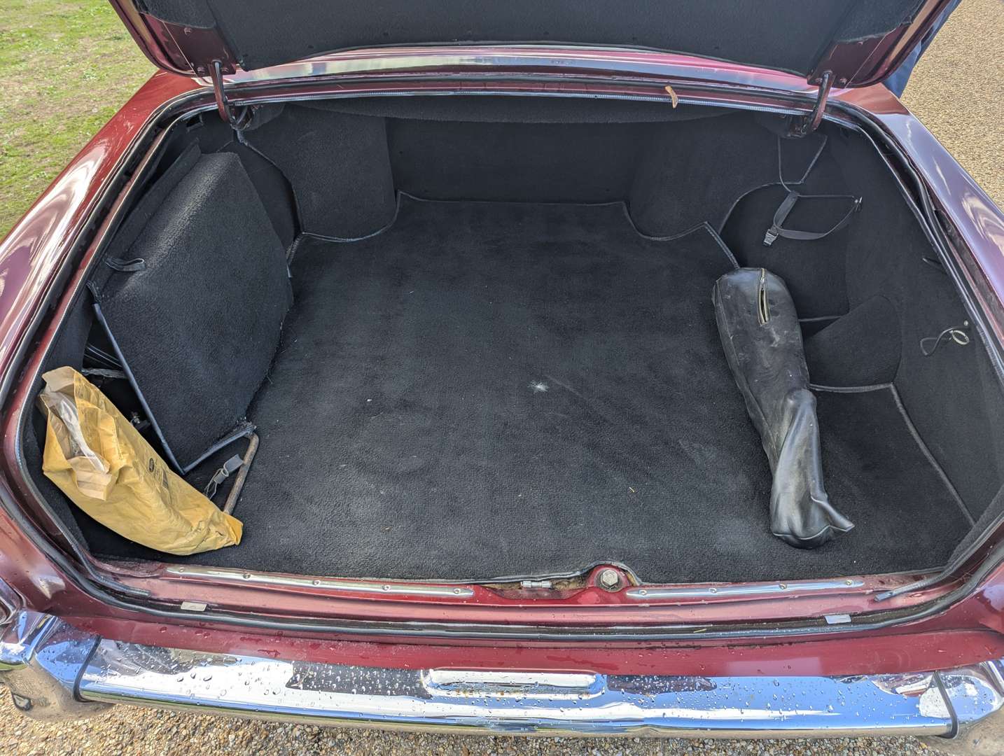 <p>1971 ROLLS ROYCE SILVER SHADOW I</p>