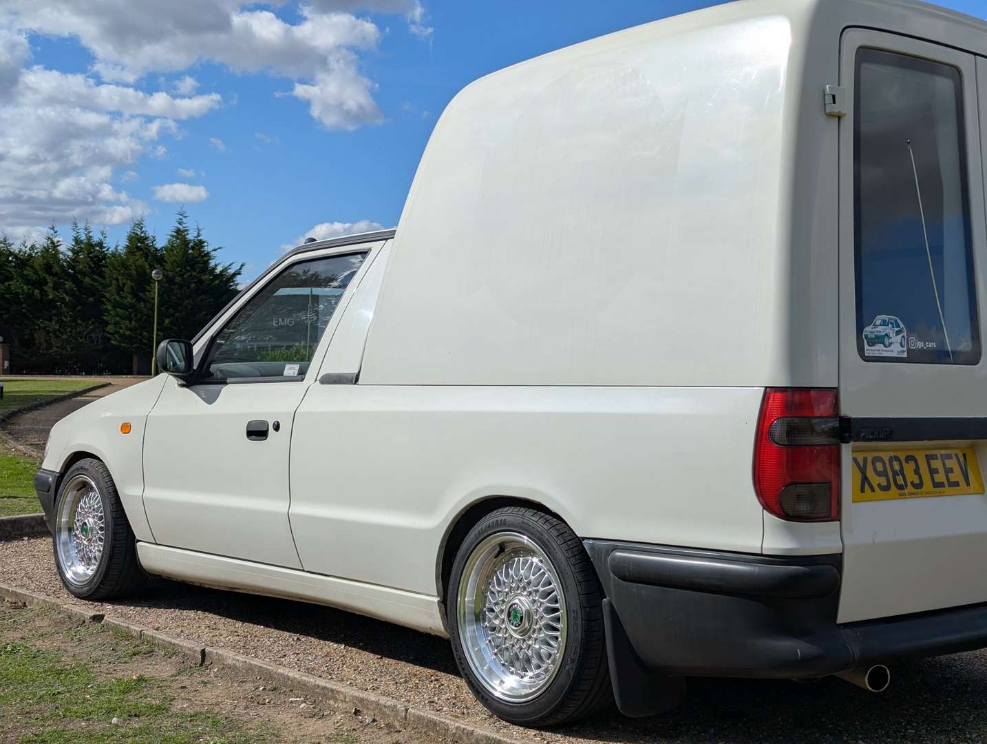 <p>2000 SKODA FELICIA CUBE VAN DIESEL</p>