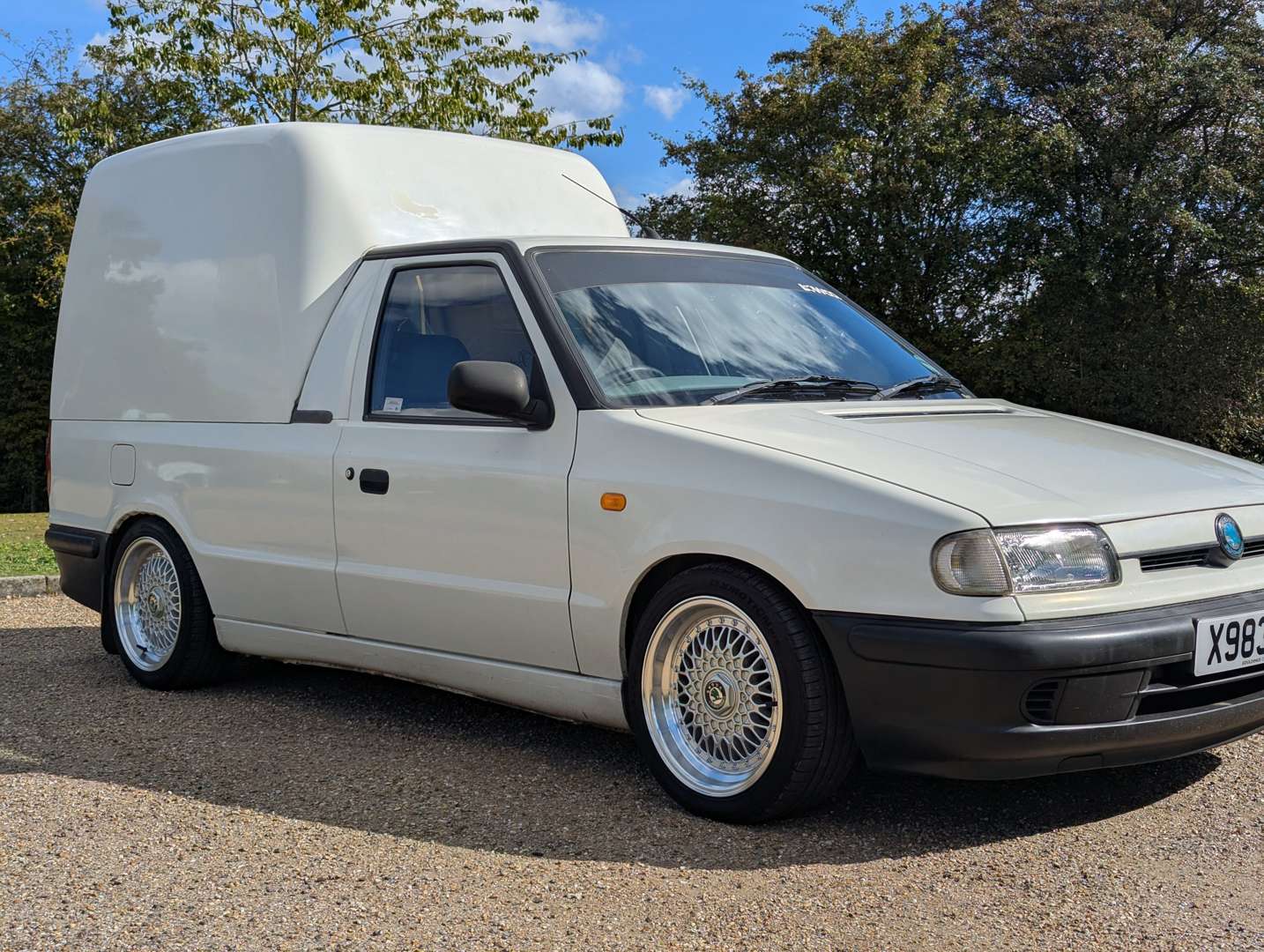 <p>2000 SKODA FELICIA CUBE VAN DIESEL</p>