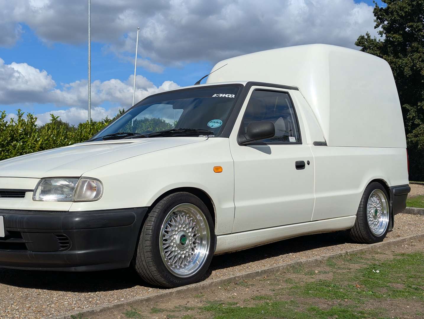 <p>2000 SKODA FELICIA CUBE VAN DIESEL</p>