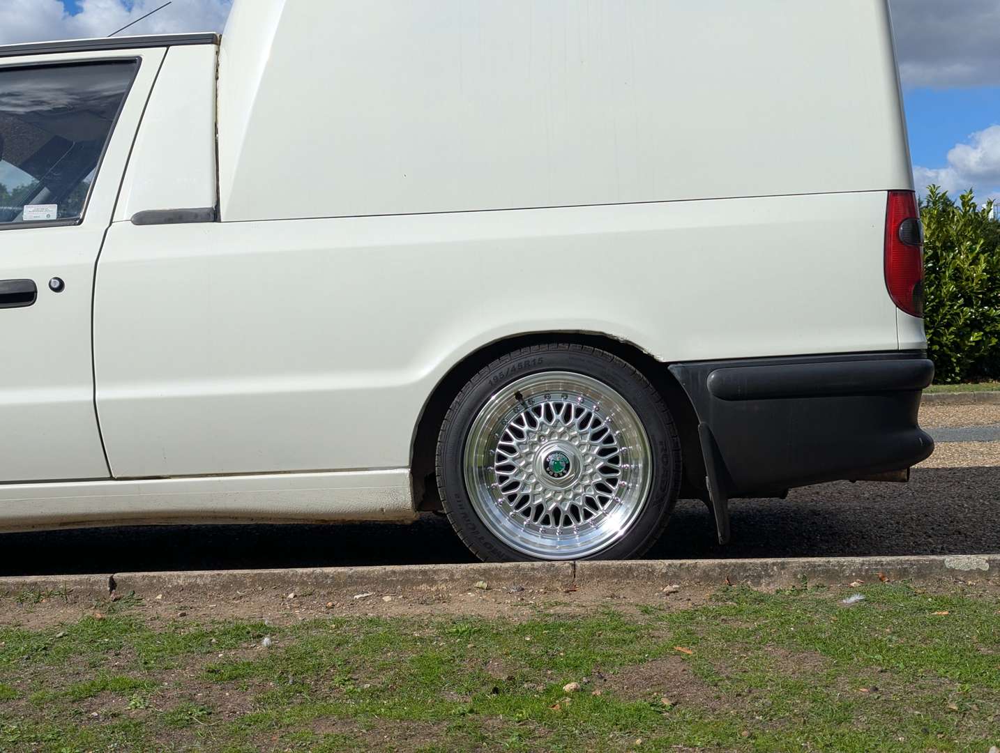 <p>2000 SKODA FELICIA CUBE VAN DIESEL</p>