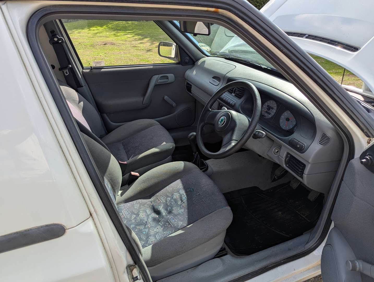 <p>2000 SKODA FELICIA CUBE VAN DIESEL</p>