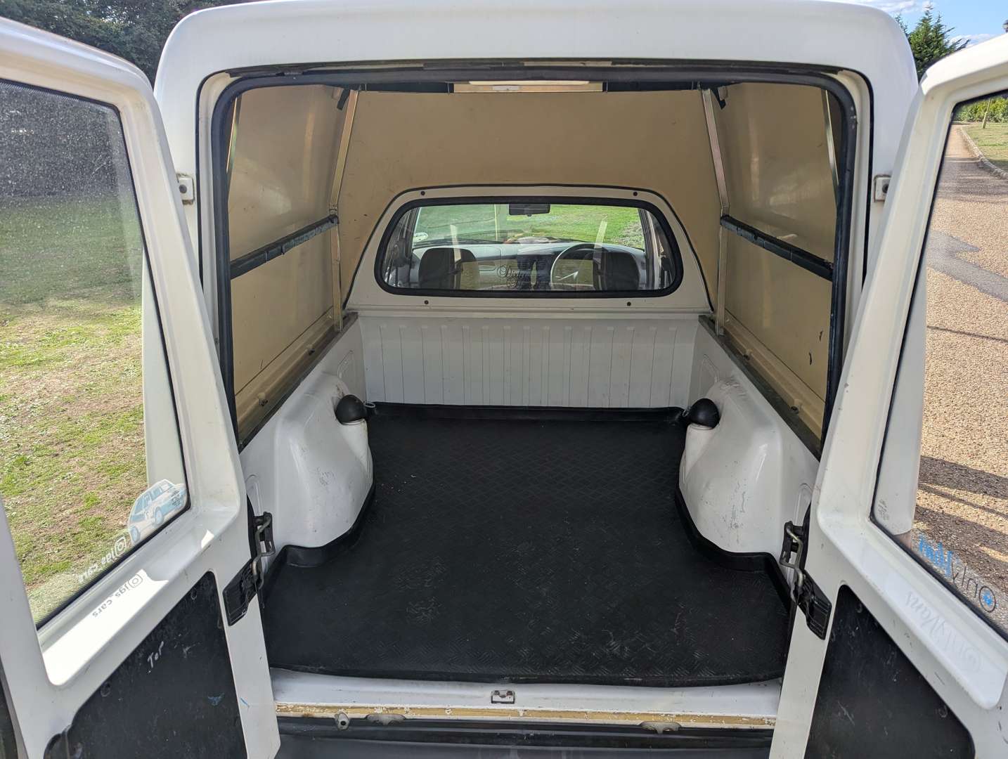 <p>2000 SKODA FELICIA CUBE VAN DIESEL</p>