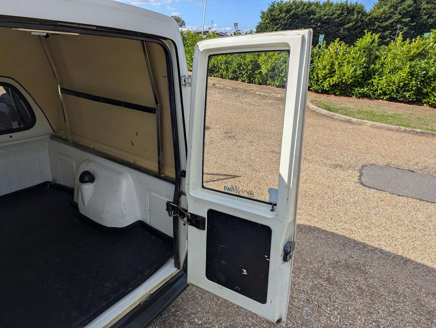 <p>2000 SKODA FELICIA CUBE VAN DIESEL</p>