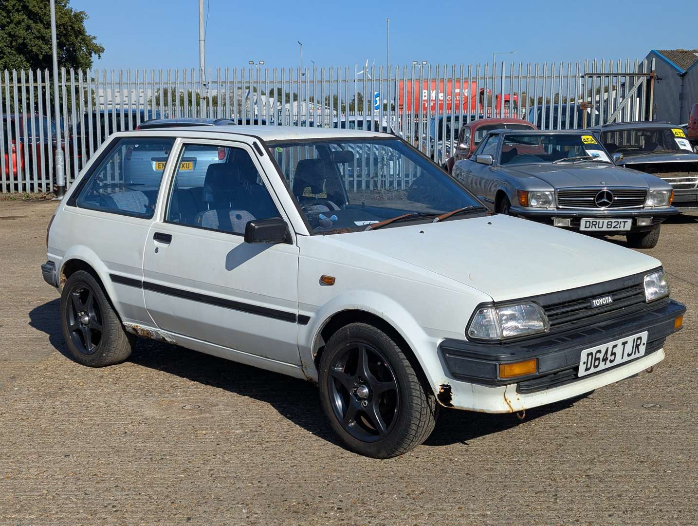 <p>1986 TOYOTA STARLET GL</p>