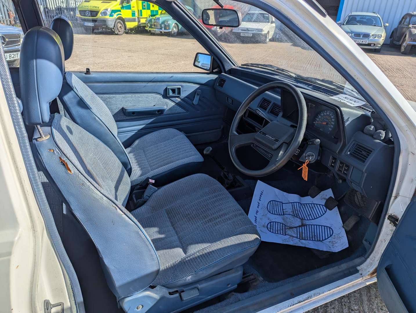 <p>1986 TOYOTA STARLET GL</p>