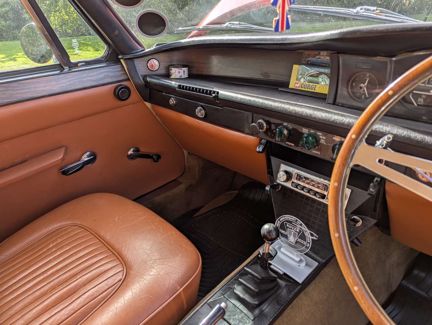 <p>1973 ROVER P6 2000TC</p>