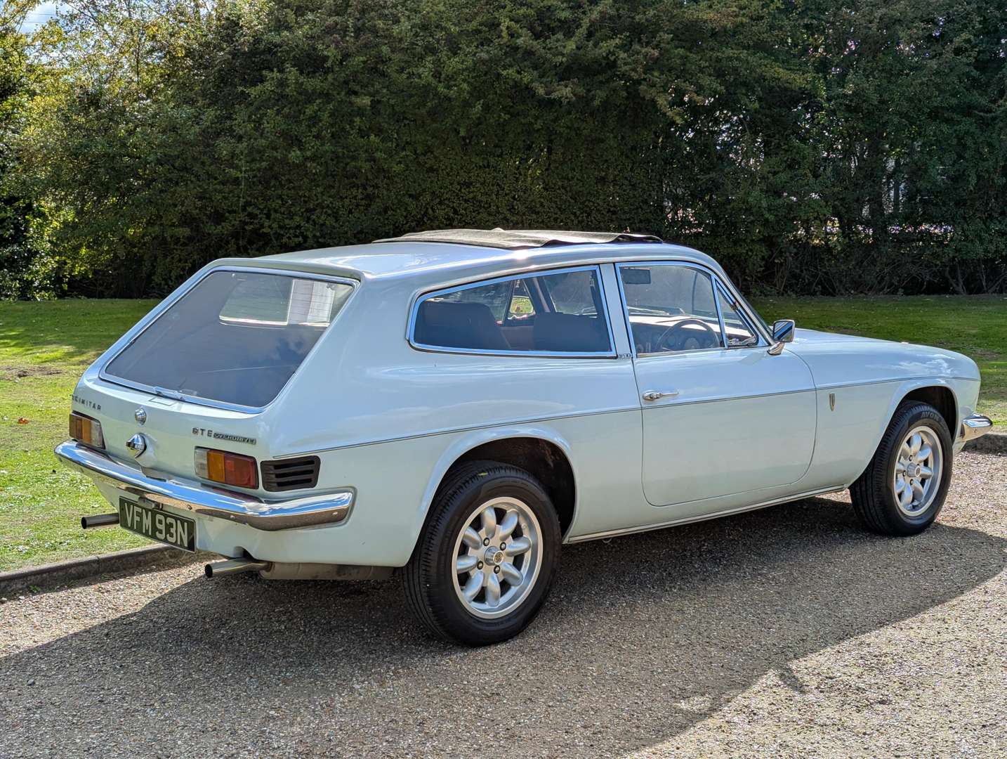 <p>1974 RELIANT SCIMITAR GTE</p>