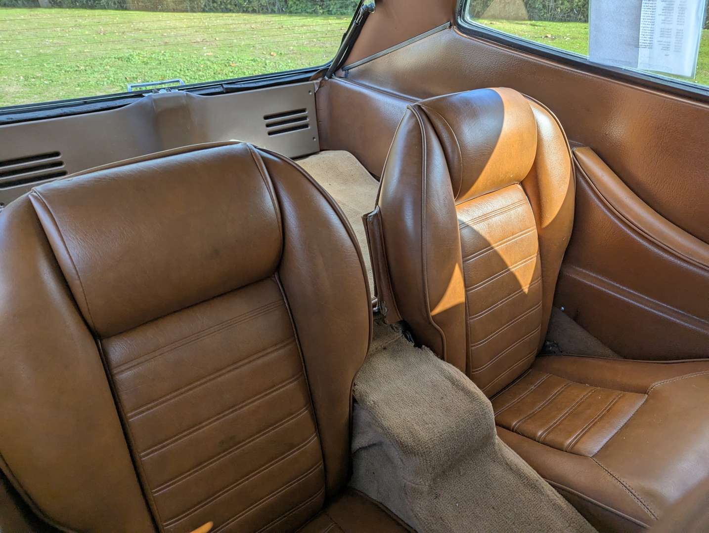 <p>1974 RELIANT SCIMITAR GTE</p>