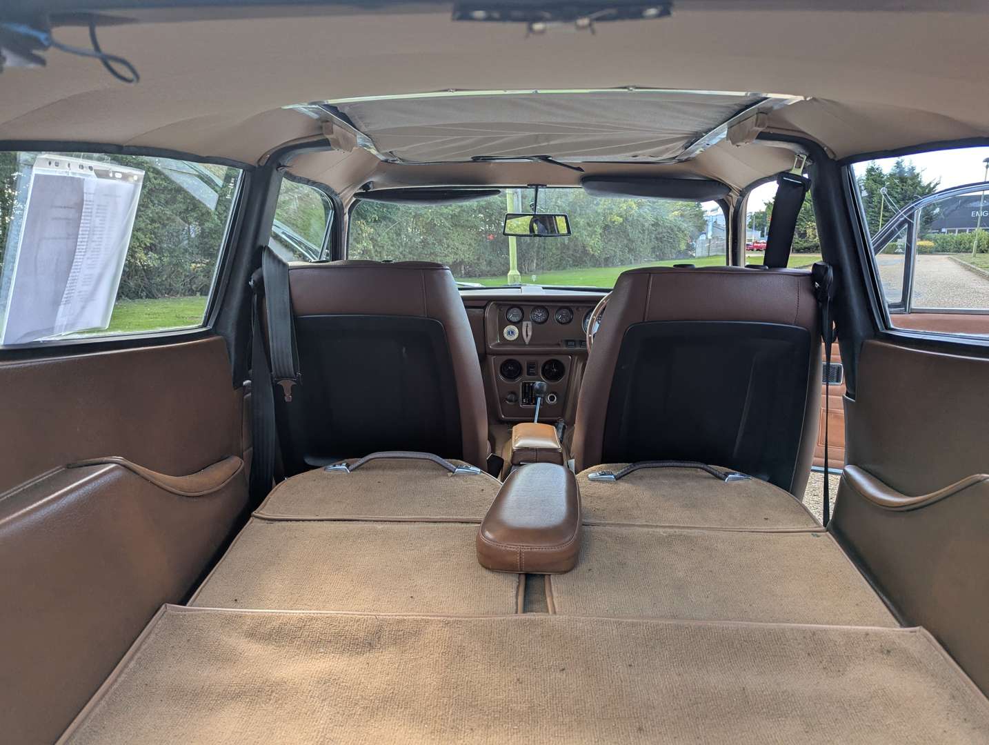 <p>1974 RELIANT SCIMITAR GTE</p>