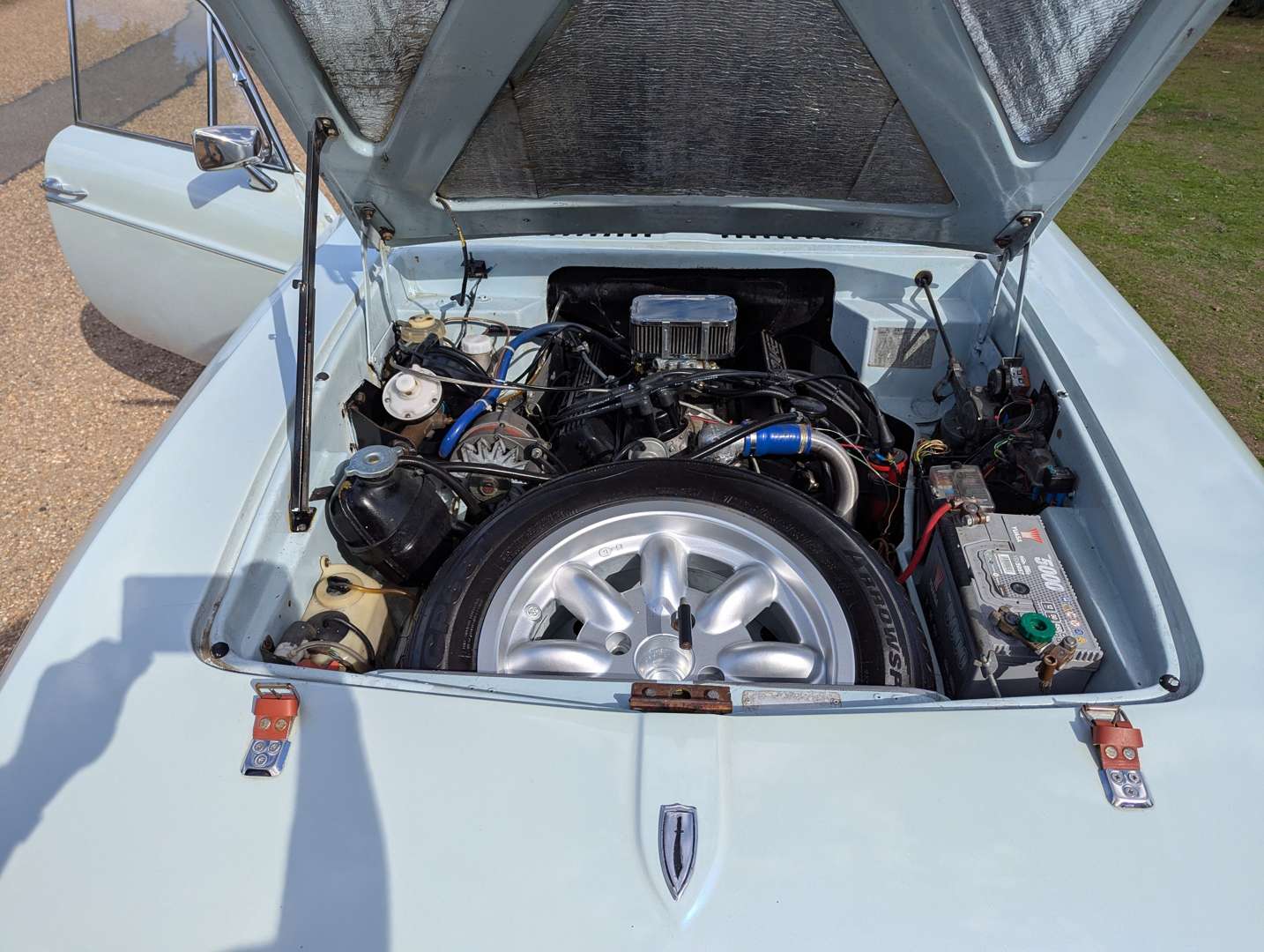 <p>1974 RELIANT SCIMITAR GTE</p>