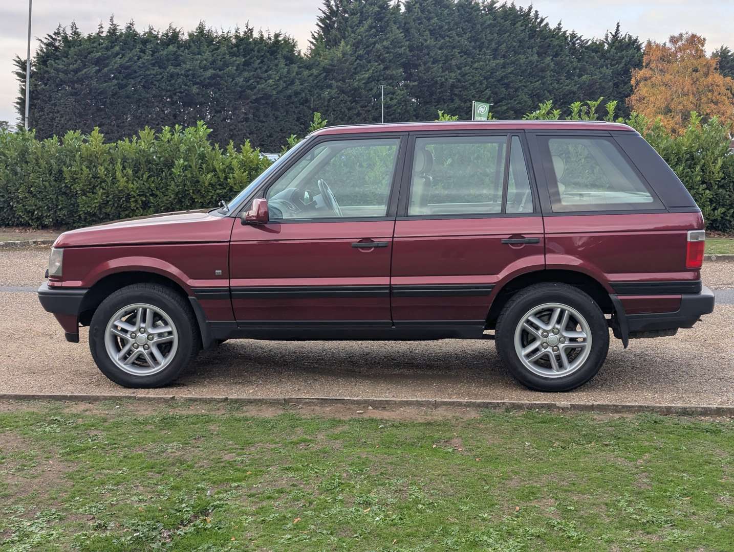 <p>2000 RANGE ROVER VOGUE 4.6 AUTO</p>