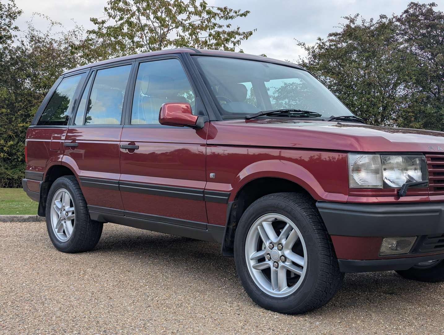 <p>2000 RANGE ROVER VOGUE 4.6 AUTO</p>