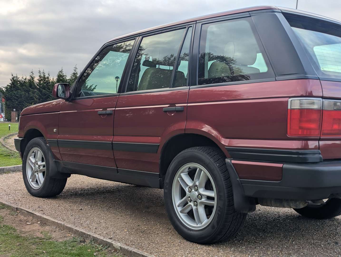 <p>2000 RANGE ROVER VOGUE 4.6 AUTO</p>