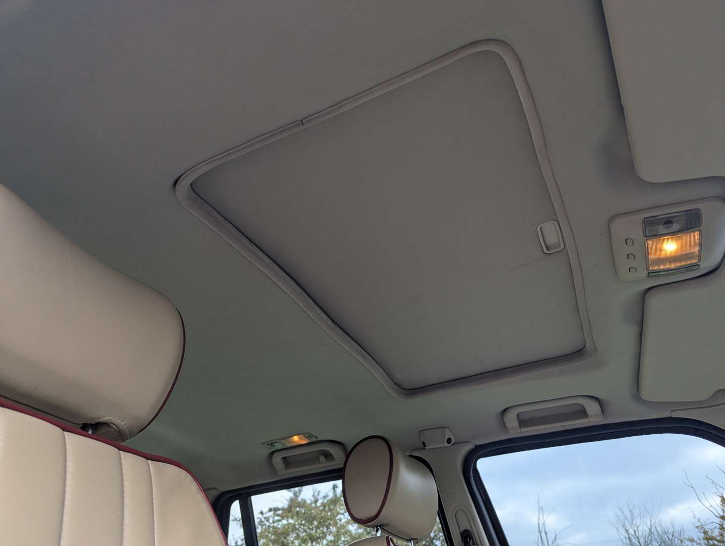 <p>2000 RANGE ROVER VOGUE 4.6 AUTO</p>