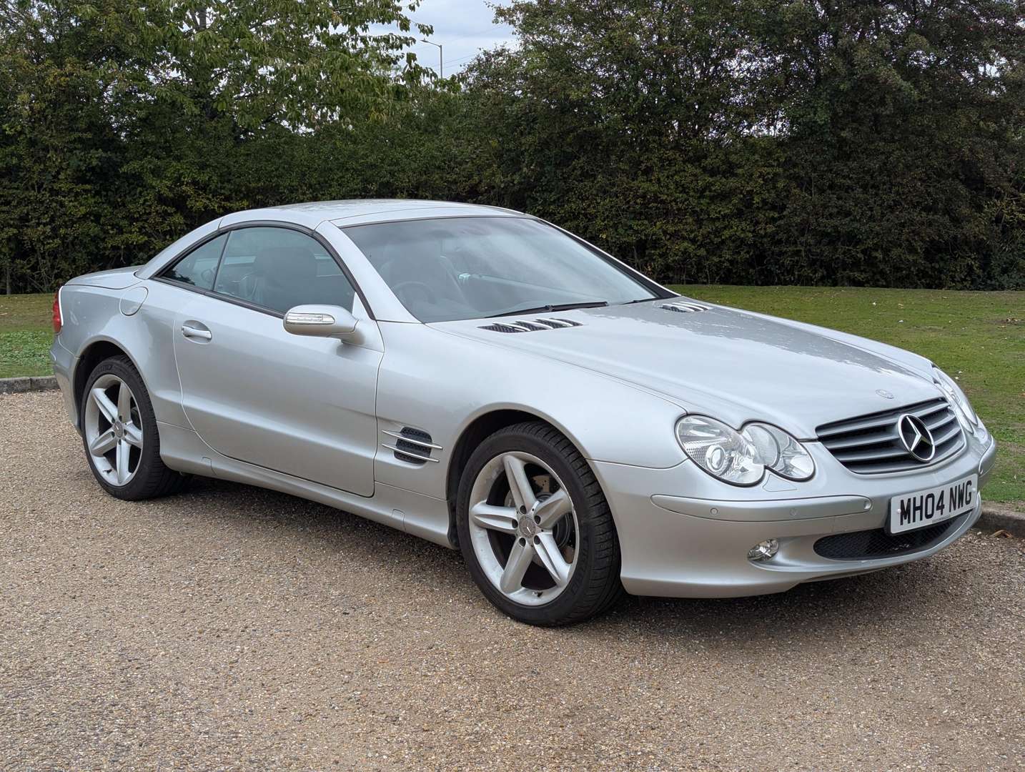 <p>2004 MERCEDES SL 350 AUTO</p>