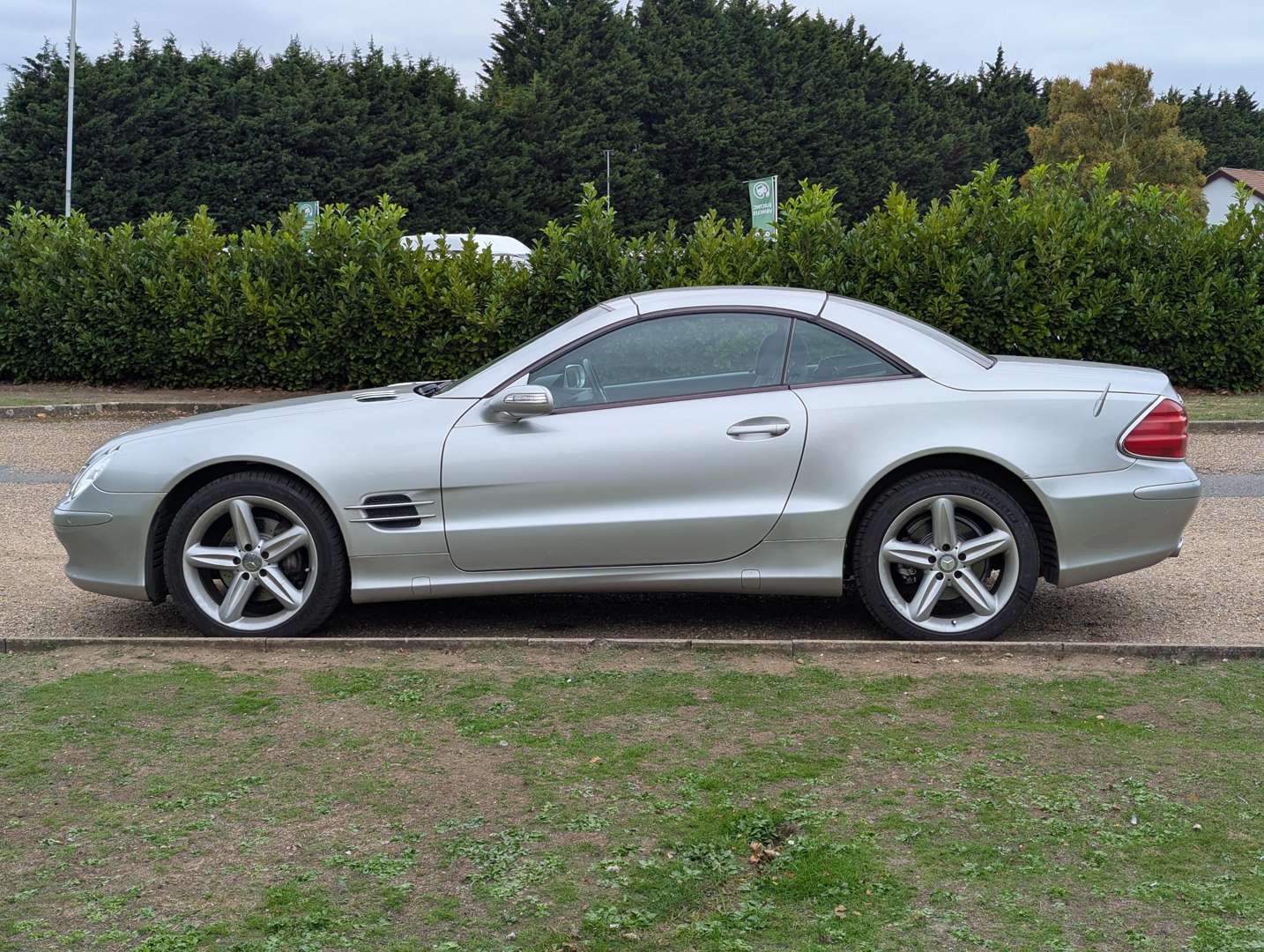 <p>2004 MERCEDES SL 350 AUTO</p>