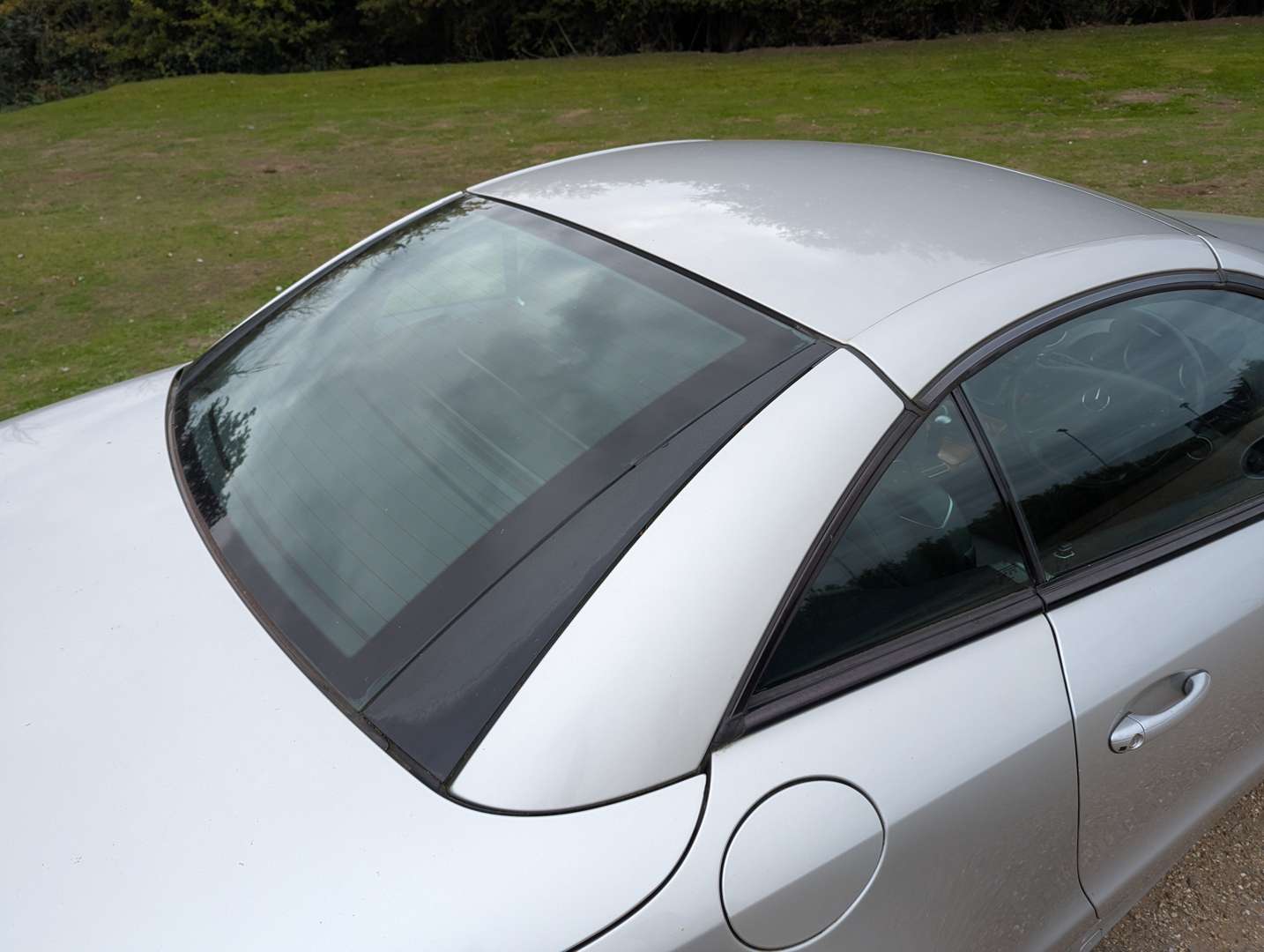 <p>2004 MERCEDES SL 350 AUTO</p>