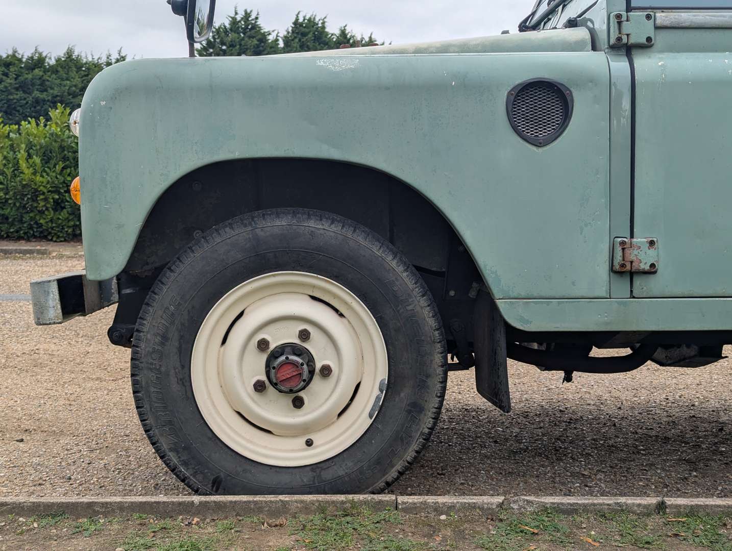 <p>1969 LAND ROVER SERIES IIA</p>