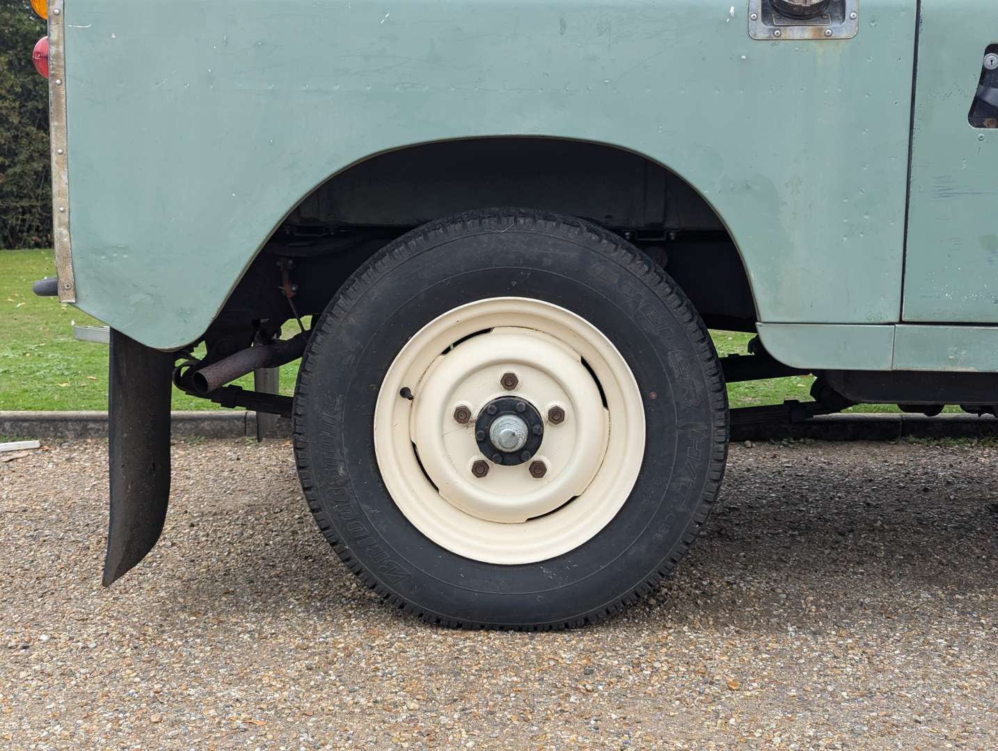 <p>1969 LAND ROVER SERIES IIA</p>