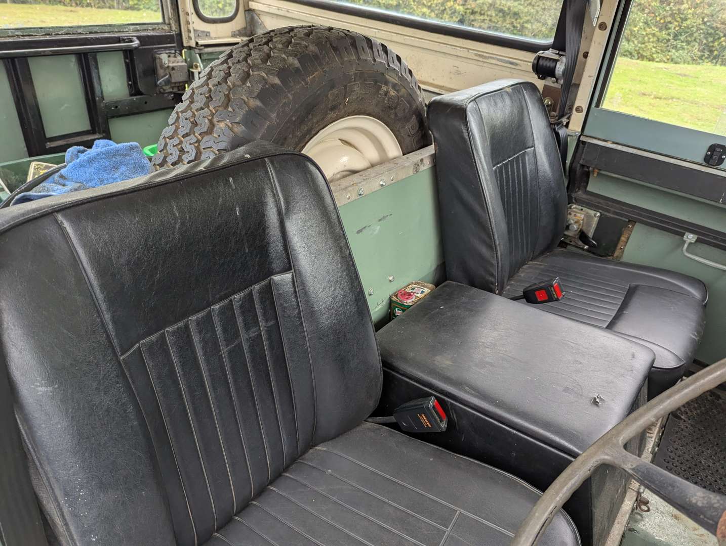 <p>1969 LAND ROVER SERIES IIA</p>