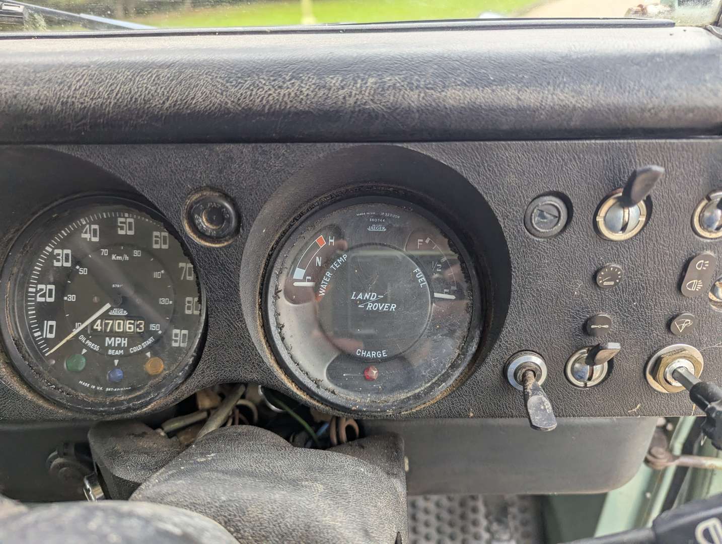 <p>1969 LAND ROVER SERIES IIA</p>