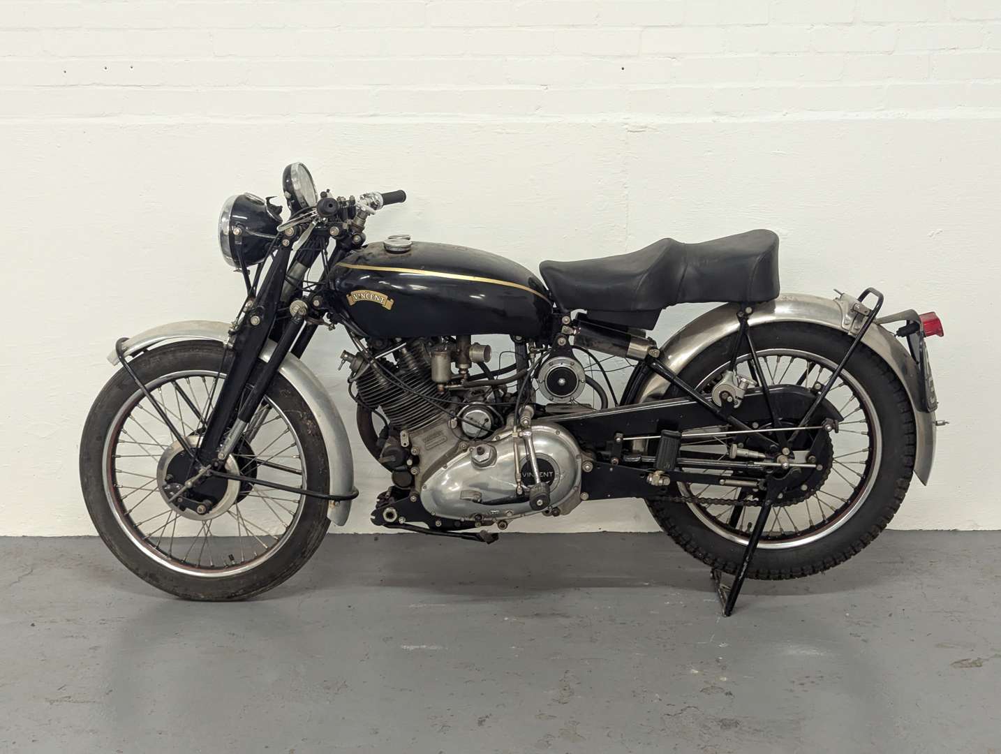<p>1950 VINCENT COMET SERIES C</p>