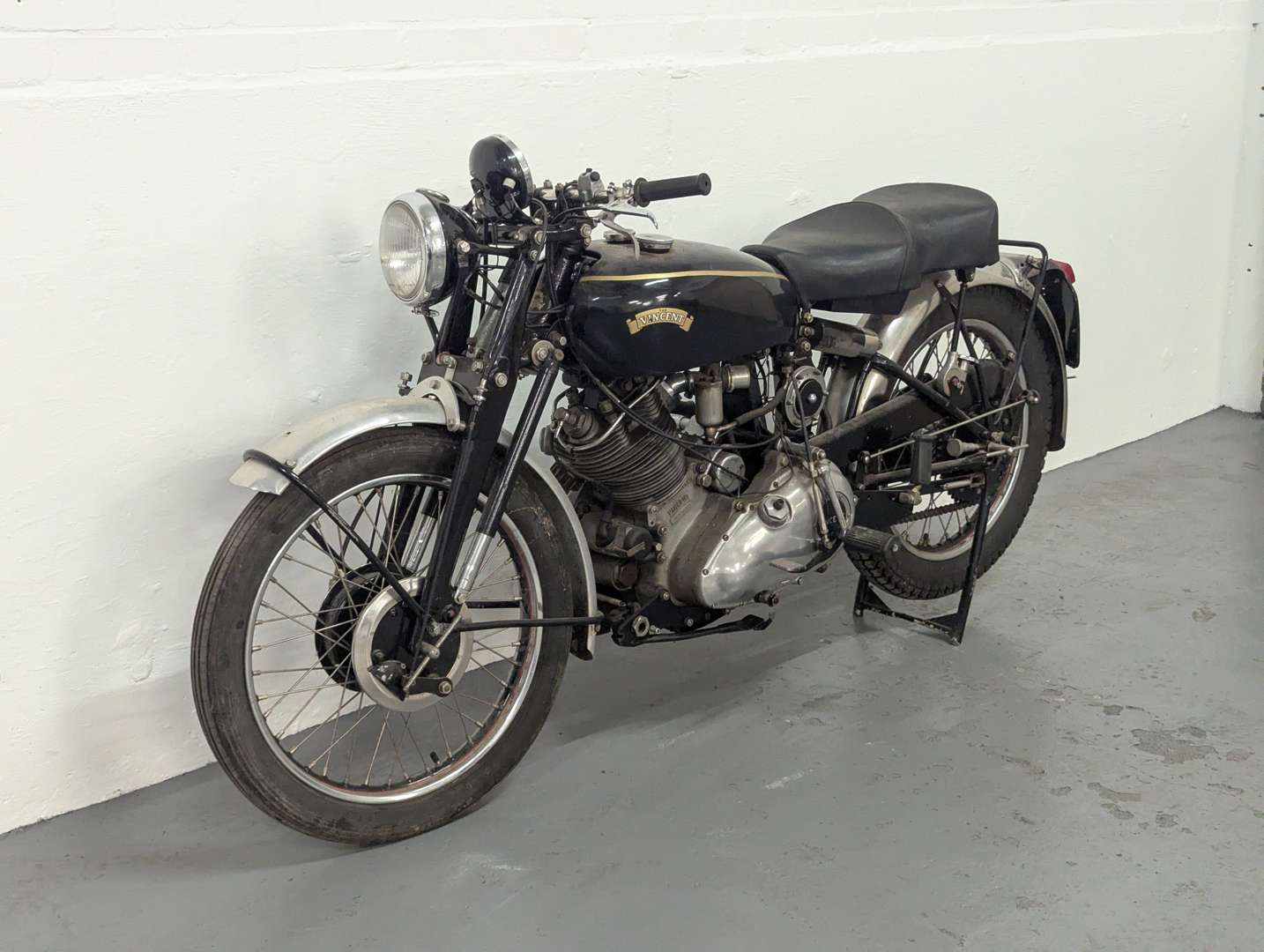 <p>1950 VINCENT COMET SERIES C</p>