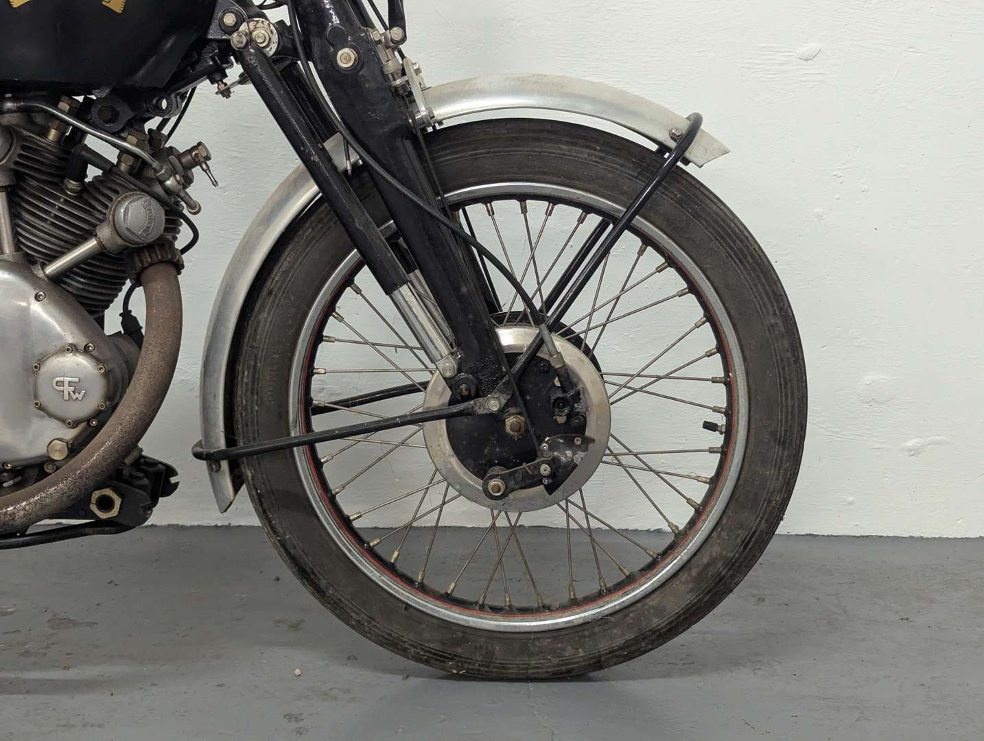 <p>1950 VINCENT COMET SERIES C</p>