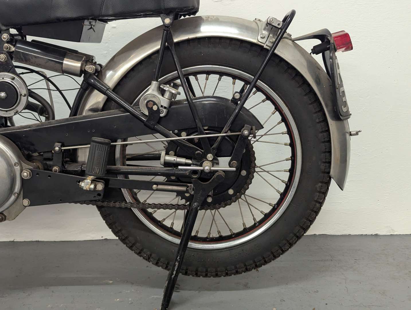 <p>1950 VINCENT COMET SERIES C</p>