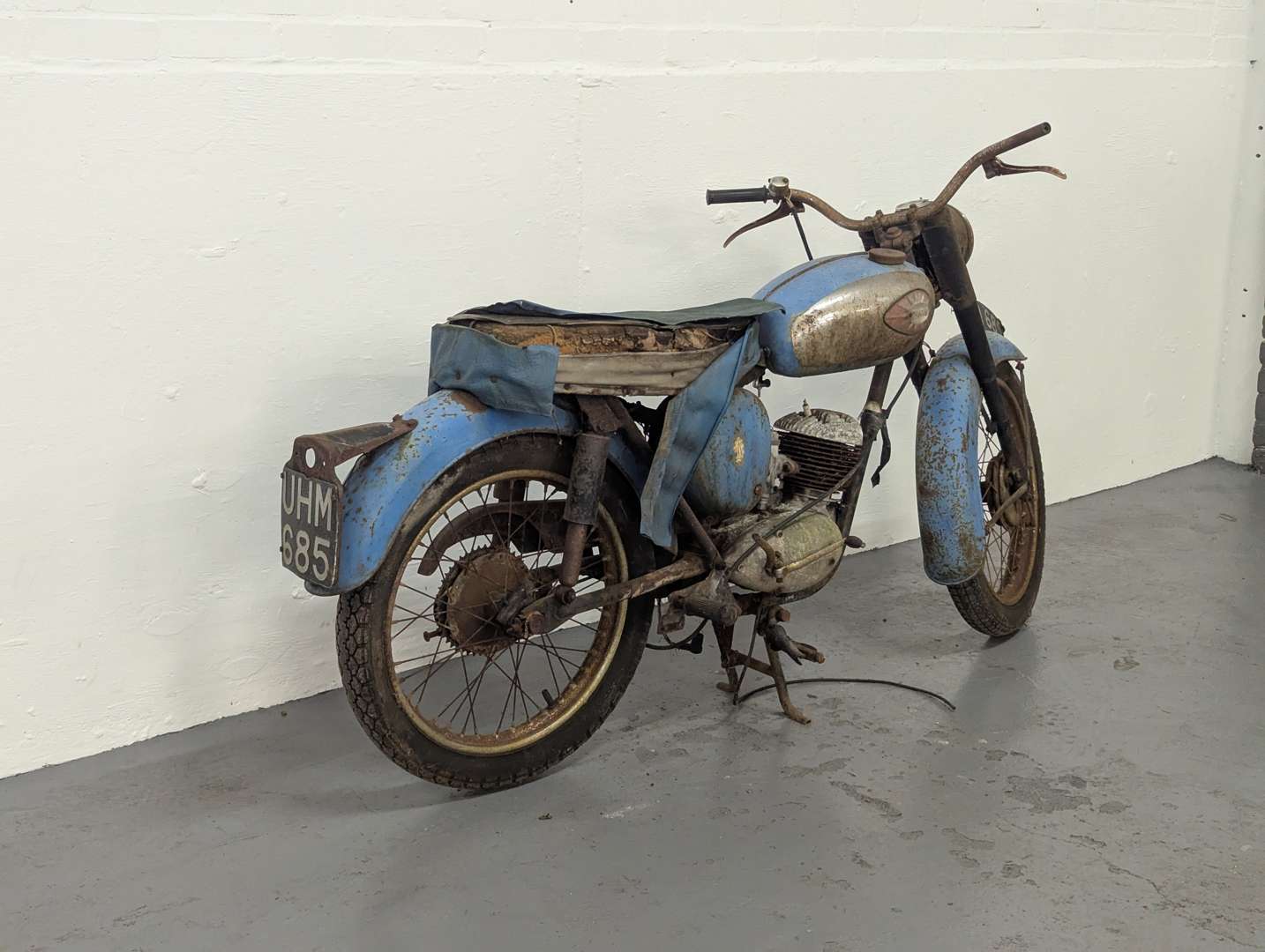 <p>1962 BSA BANTAM</p>