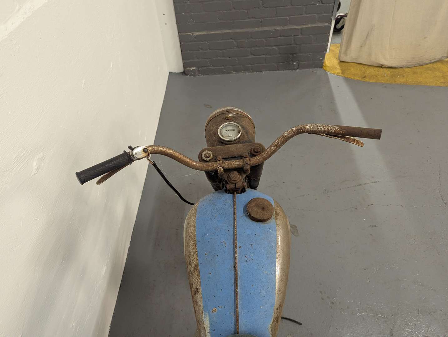 <p>1962 BSA BANTAM</p>