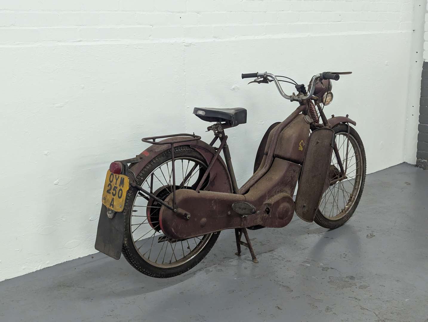 <p>1957 NEW HUDSON AUTO-CYCLE</p>