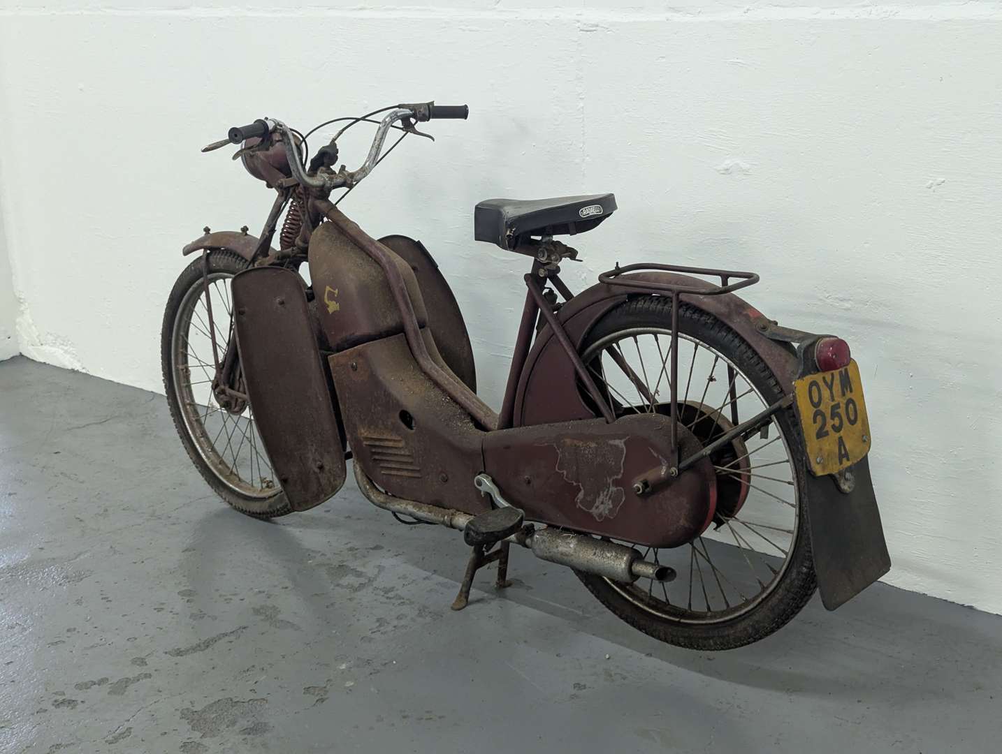 <p>1957 NEW HUDSON AUTO-CYCLE</p>