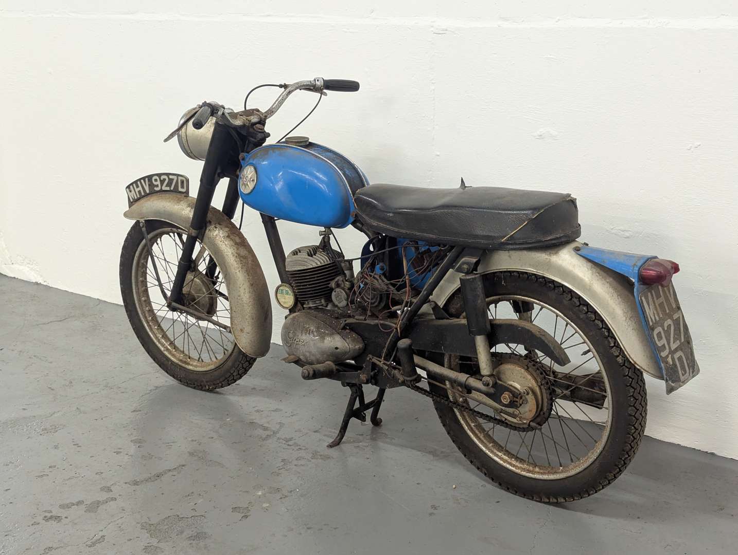 <p>1966 BSA BANTAM</p>