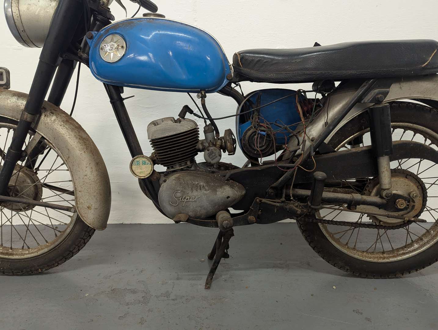 <p>1966 BSA BANTAM</p>