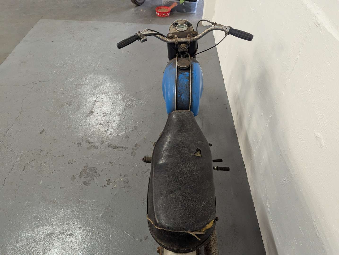 <p>1966 BSA BANTAM</p>