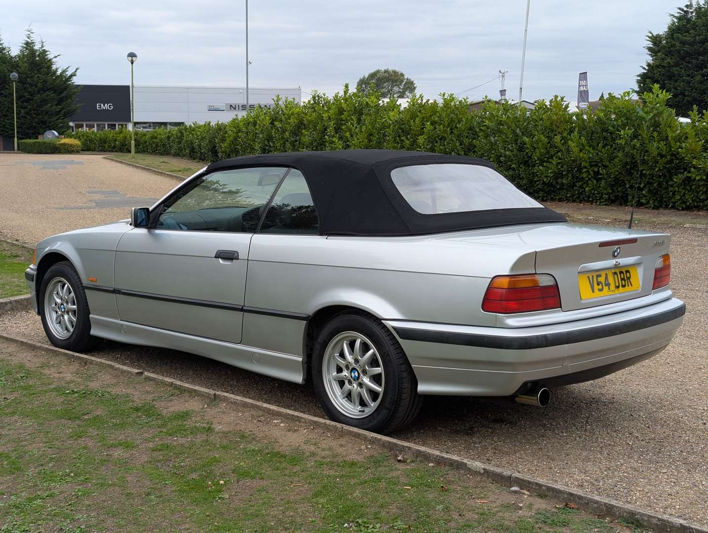<p>1999 BMW 318I CONVERTIBLE</p>