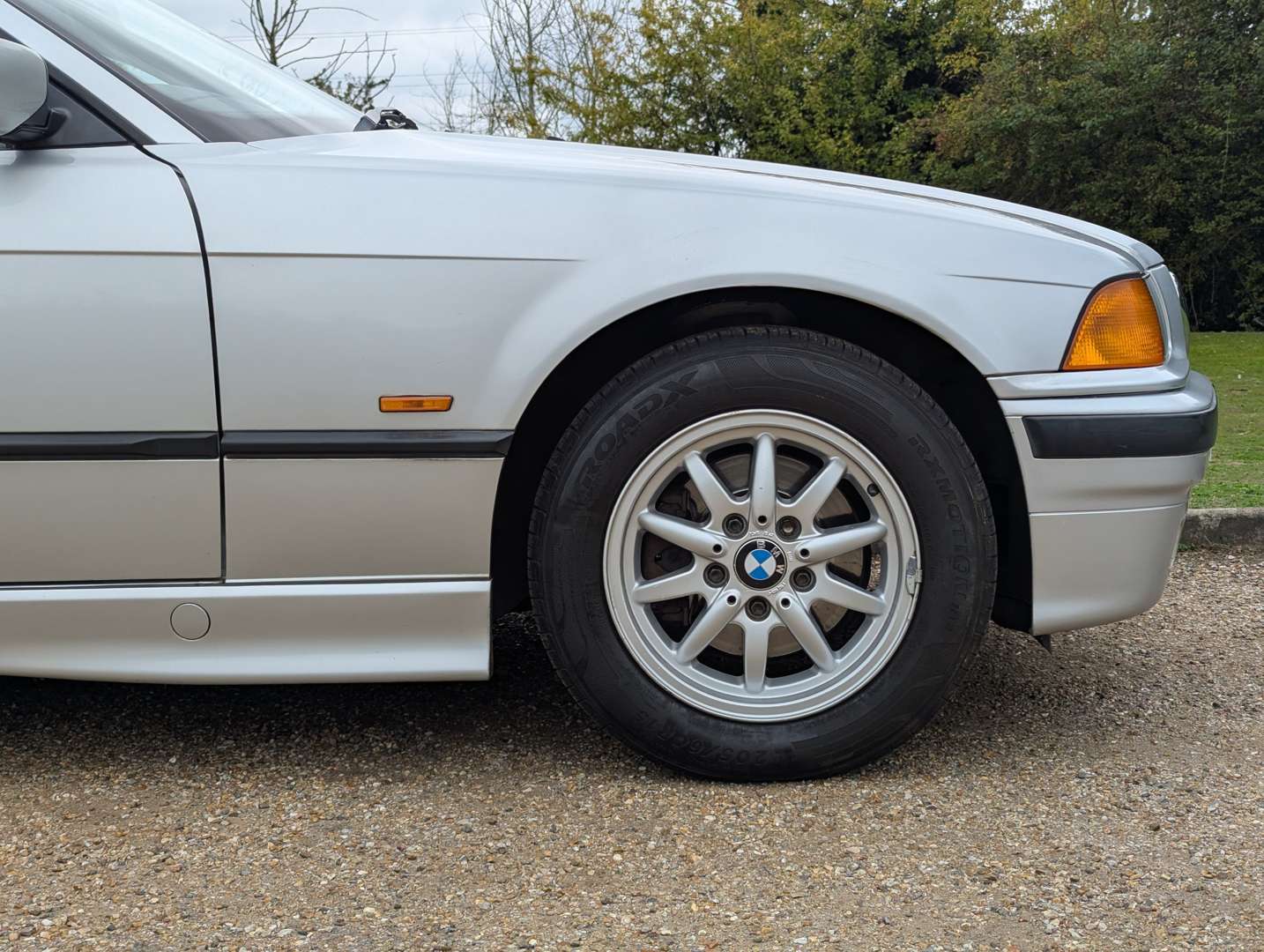 <p>1999 BMW 318I CONVERTIBLE</p>