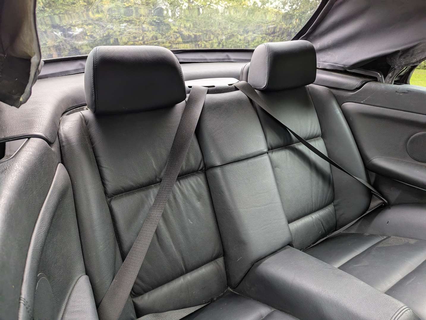 <p>1999 BMW 318I CONVERTIBLE</p>