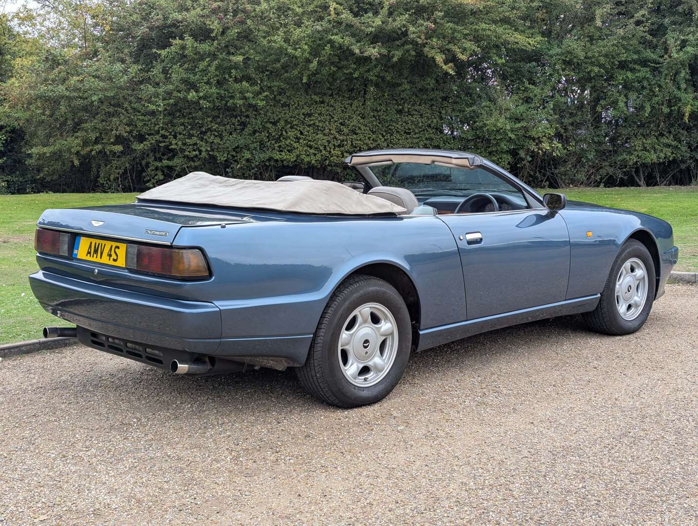 <p>1992 ASTON MARTIN VIRAGE VOLANTE AUTO</p>