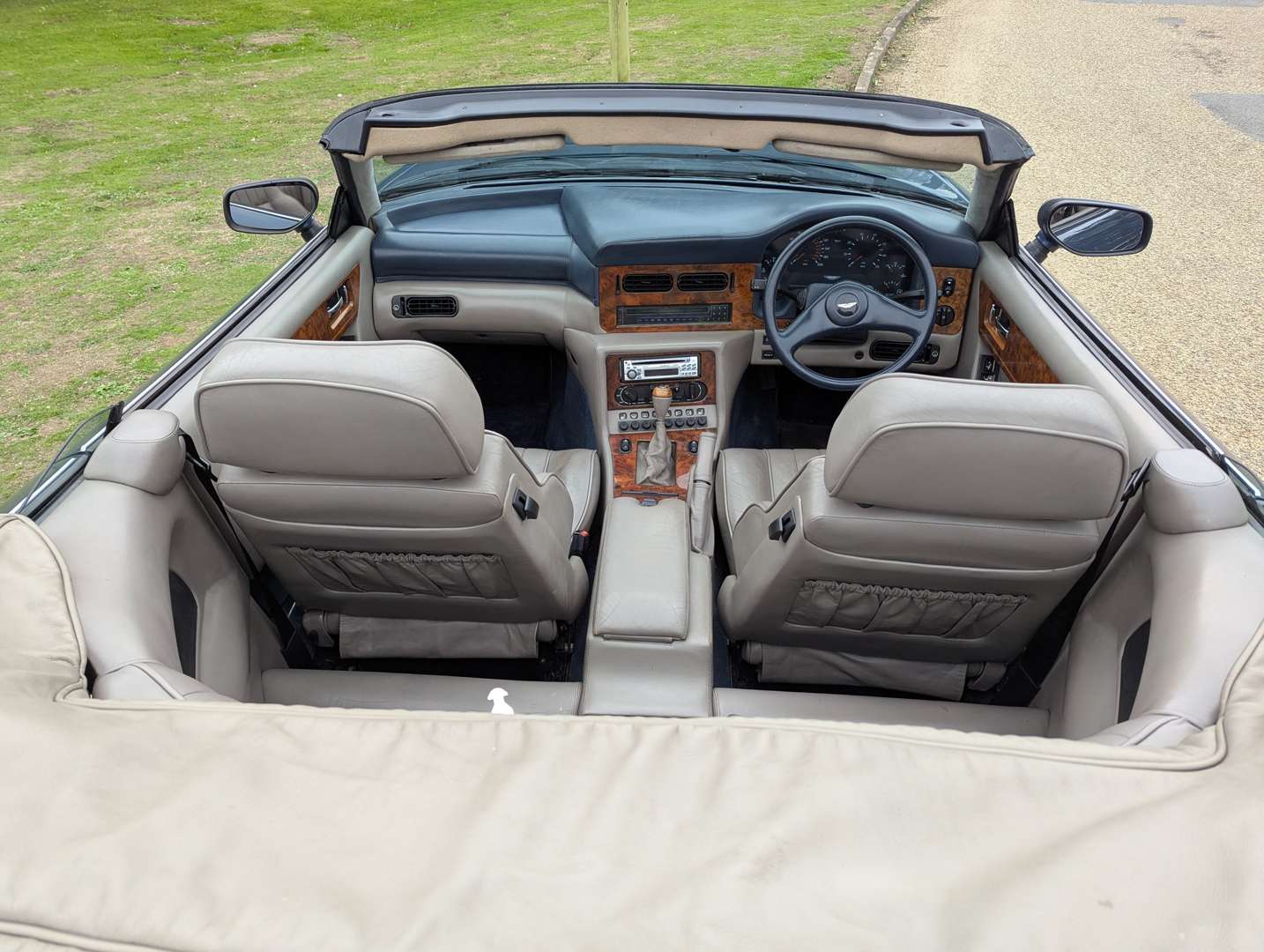 <p>1992 ASTON MARTIN VIRAGE VOLANTE AUTO</p>