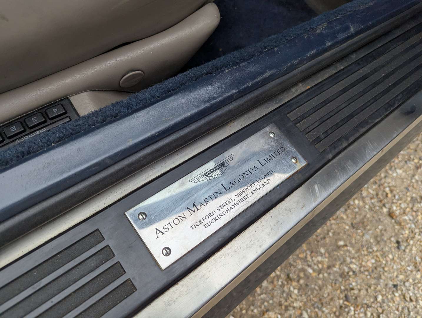 <p>1992 ASTON MARTIN VIRAGE VOLANTE AUTO</p>