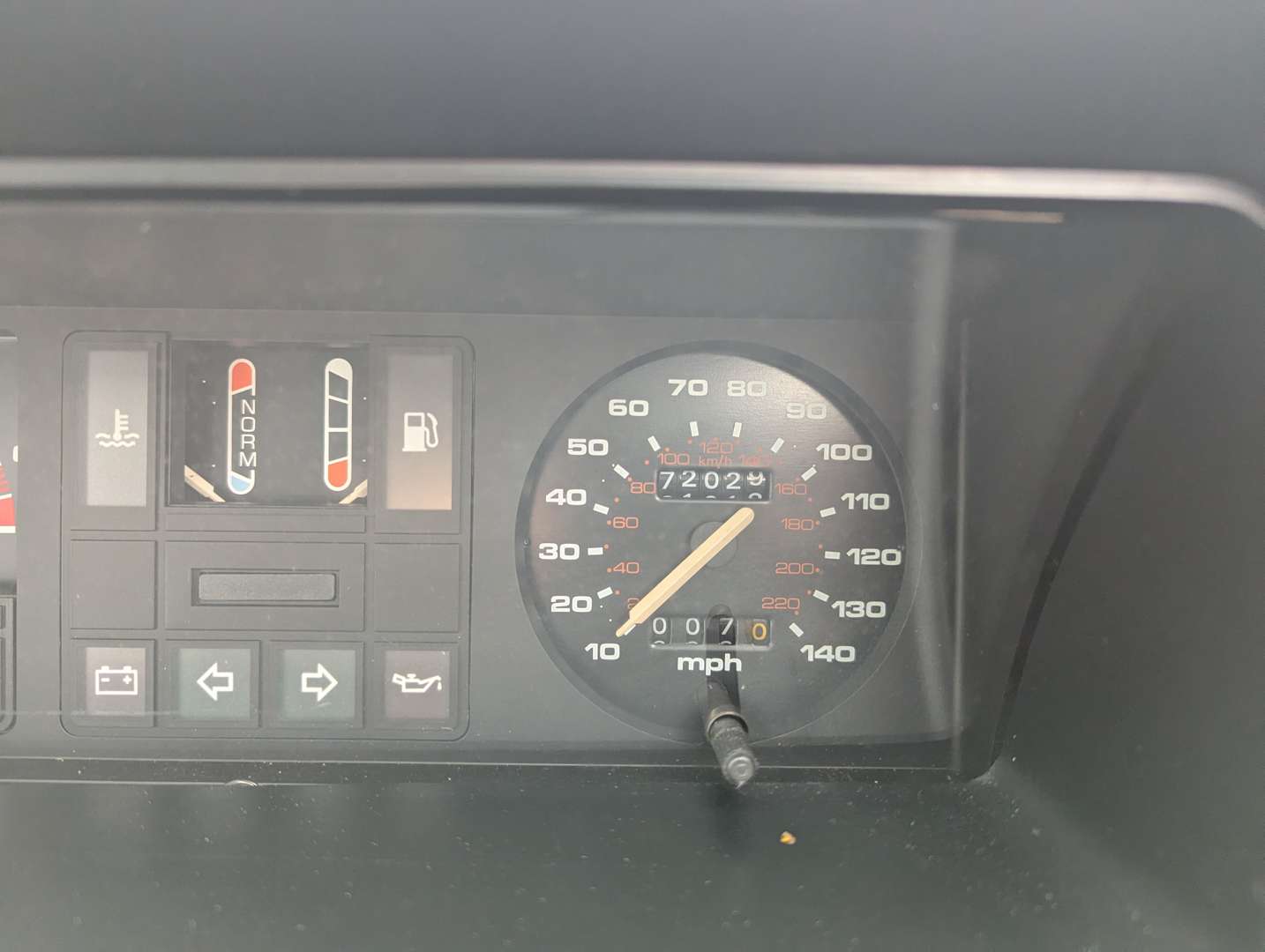 <p>1988 FORD FIESTA XR2 - ONE REGISTERED OWNER</p>